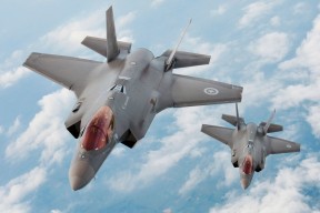 华体会平台娱乐-美洲杯劲爆对决：逆境中展现英雄本色，美洲杯决赛剪辑