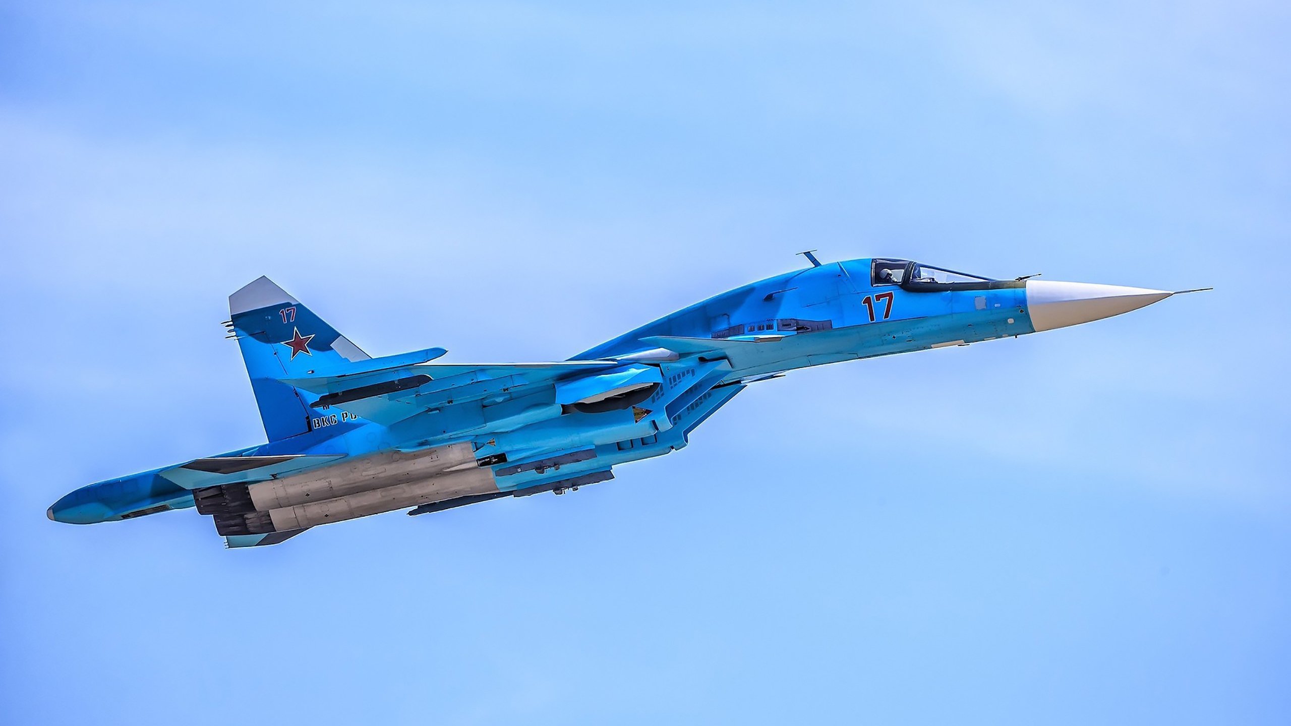 中国队冲线瞬间点燃全场气氛,中国队继续冲