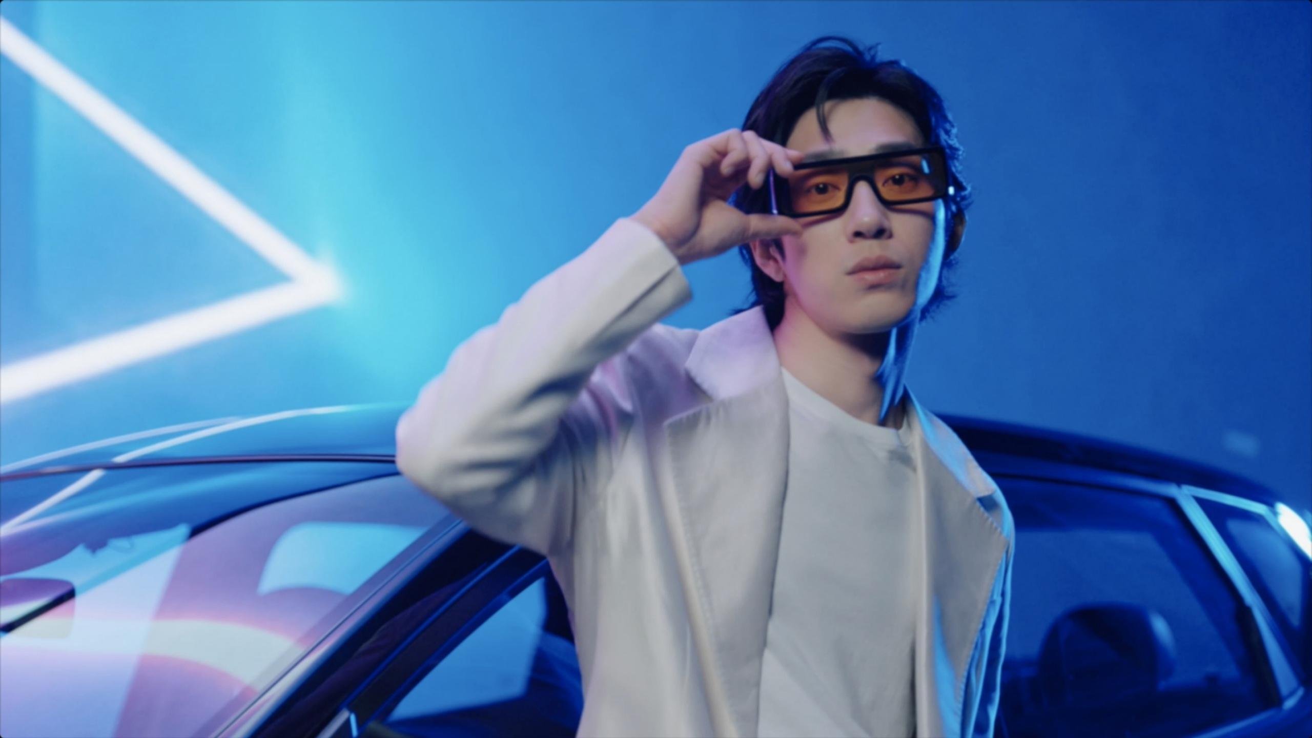 张伟丽接受康复训练备战新一轮挑战,张伟丽训练照片