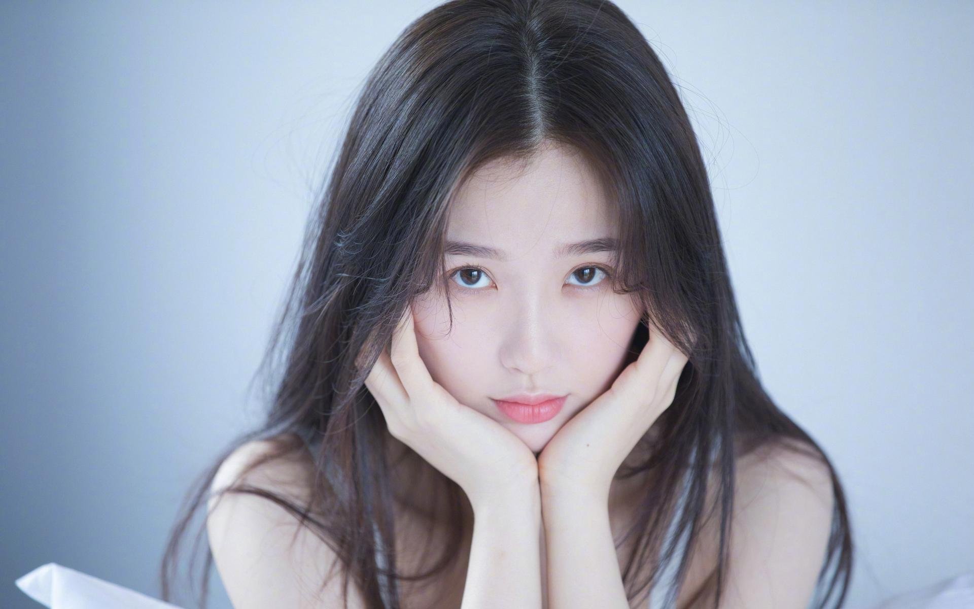 西班牙男篮在国际邀请赛中展现霸主实力,争夺冠军,西班牙男篮小组赛