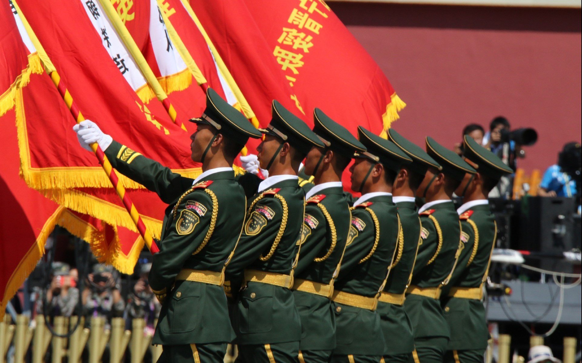 一年减重70斤，冯珊珊称减肥并不难，冯珊珊体重